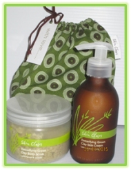 Skin Clays Detoxifying Green Clay gift bag